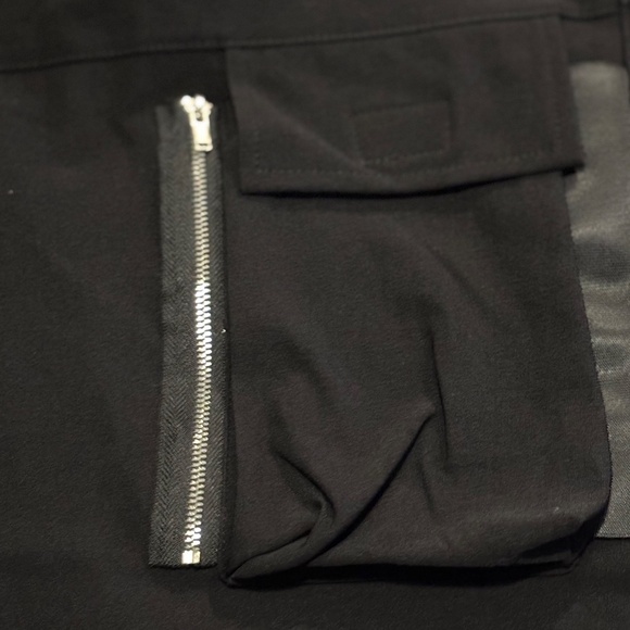 🖤 Unbranded Techwear Cargo Joggers | Silver Zip Details | Size L - Picture 6 of 9